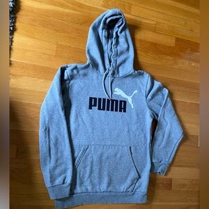 Men’s small grey PUMA hoodie. Like new condition